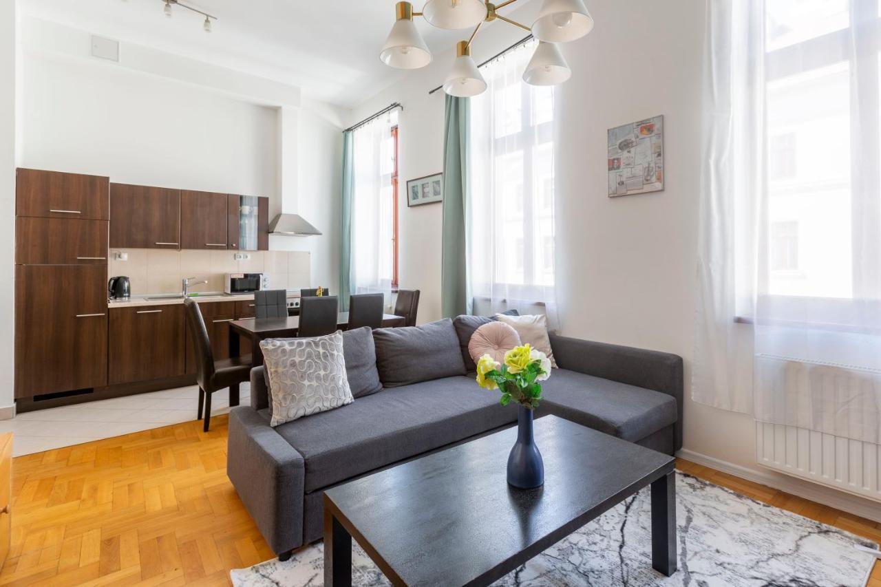 Central Gozsdu Aparment By Quentin Homes Budapest Esterno foto