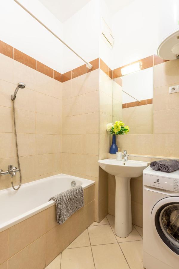 Central Gozsdu Aparment By Quentin Homes Budapest Esterno foto