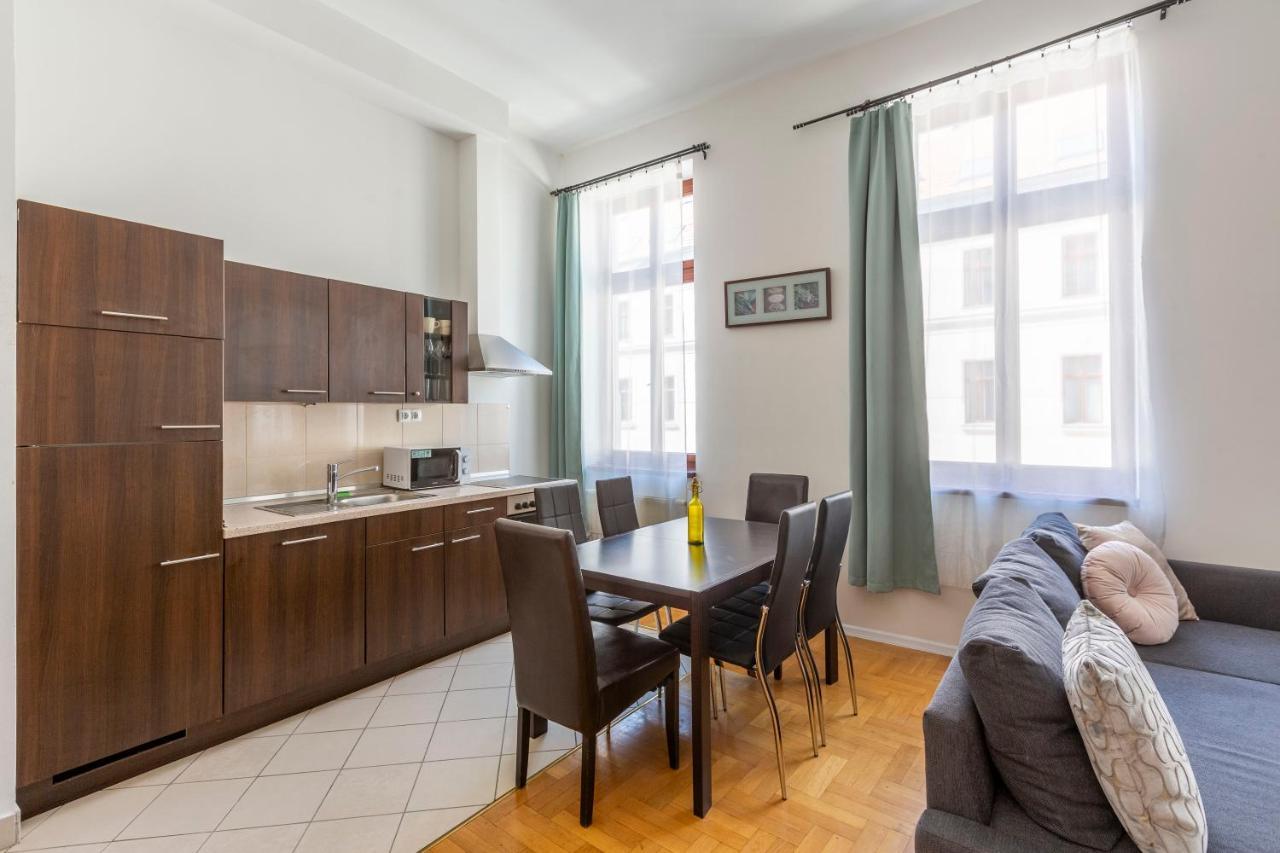 Central Gozsdu Aparment By Quentin Homes Budapest Esterno foto